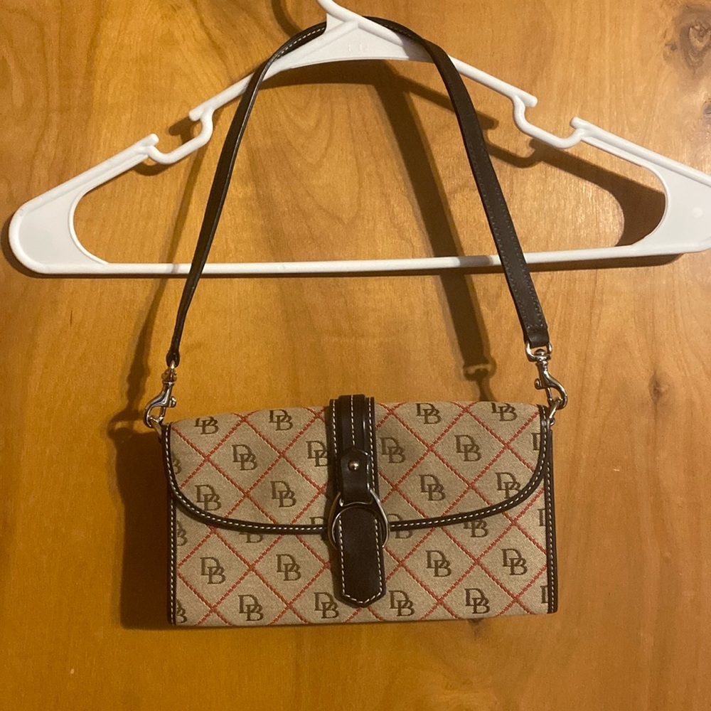 Dooney & Bourke Shoulder Wallet